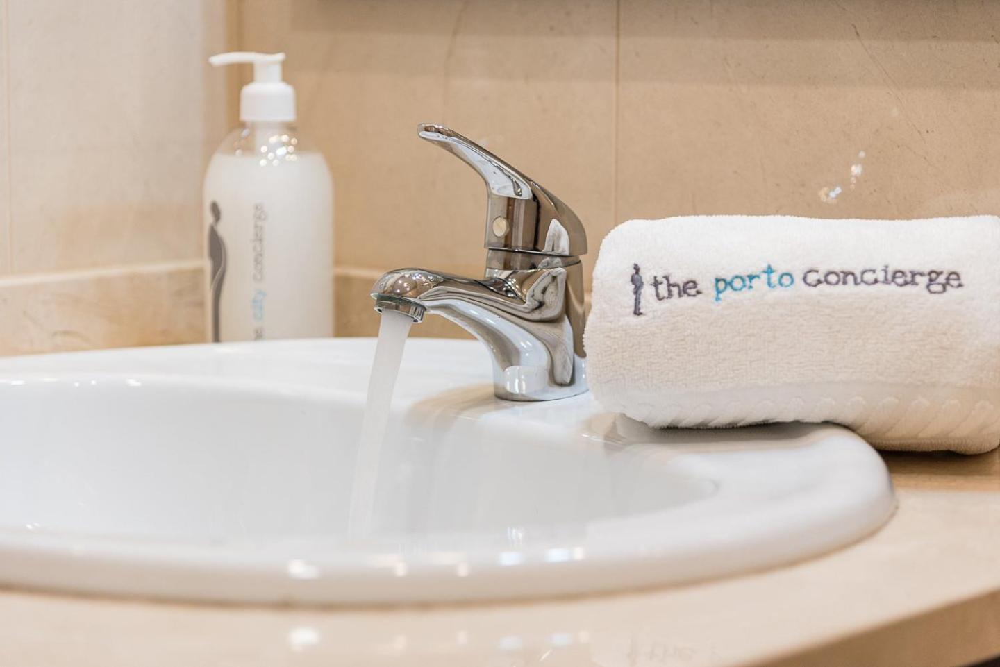 Guestready - Luxe Living By The Pool Apartment Póvoa de Varzim Екстериор снимка