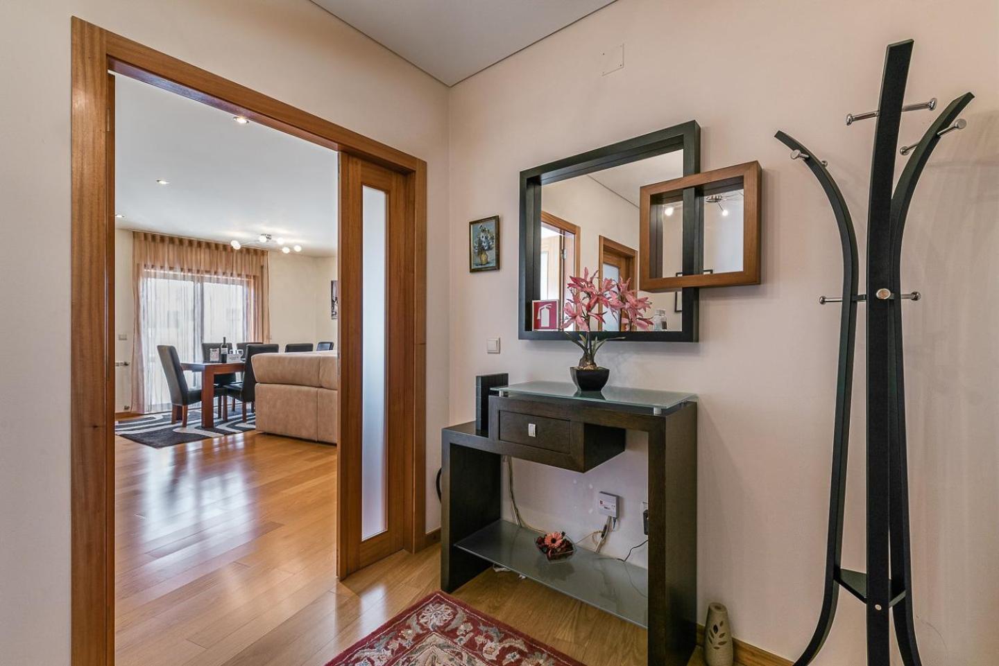 Guestready - Luxe Living By The Pool Apartment Póvoa de Varzim Екстериор снимка