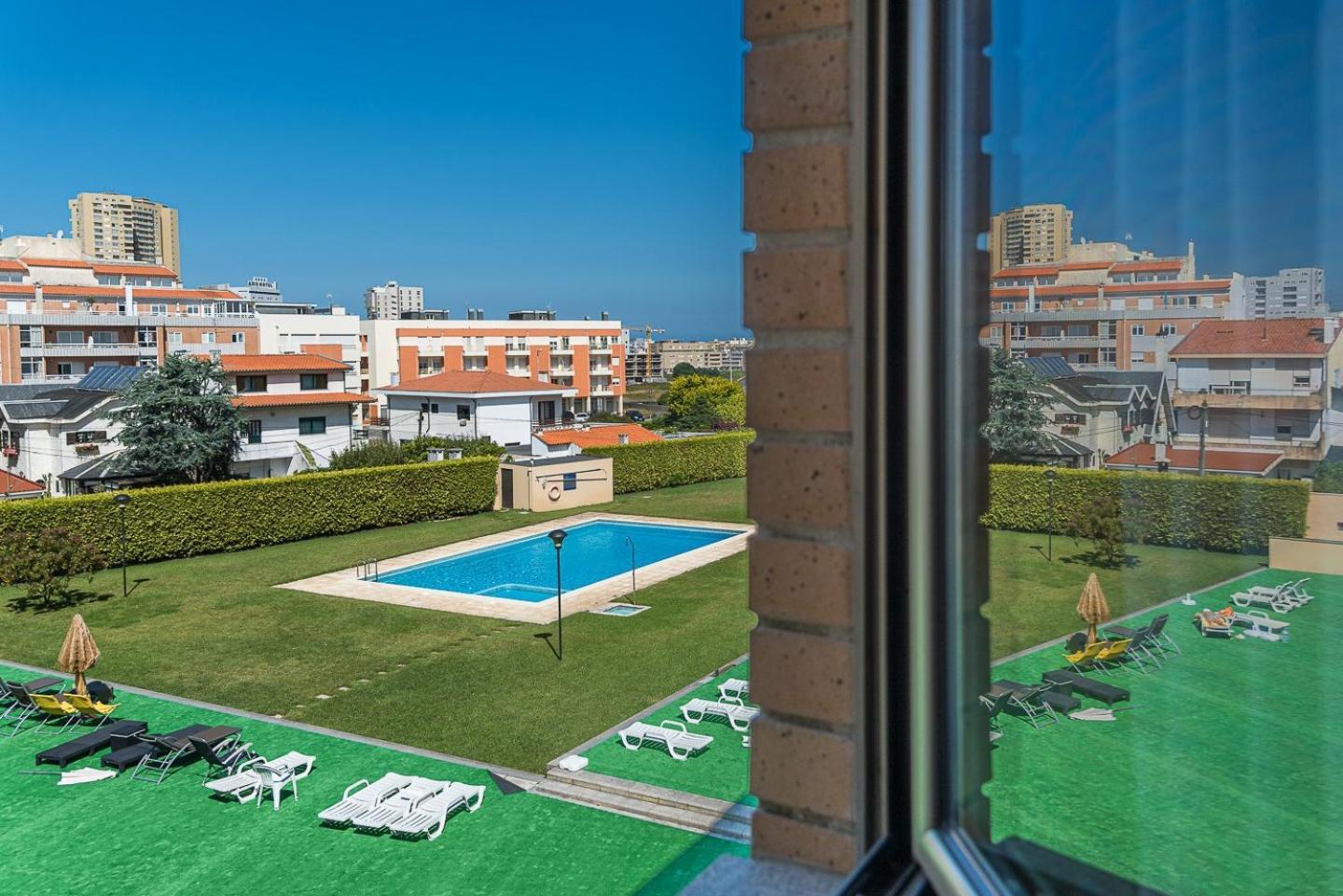Guestready - Luxe Living By The Pool Apartment Póvoa de Varzim Екстериор снимка